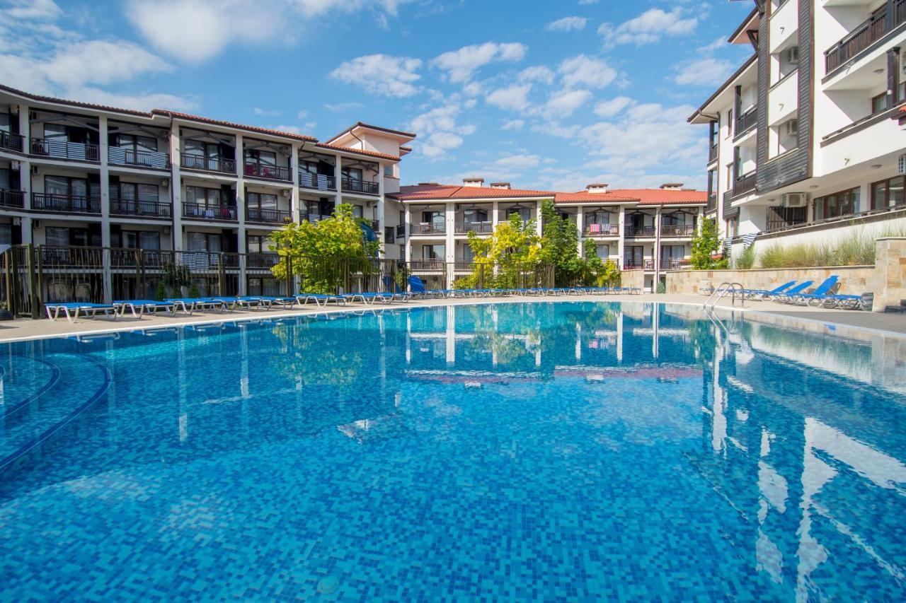 סאני ביץ' Nevis Resort & Aqua Park מראה חיצוני תמונה